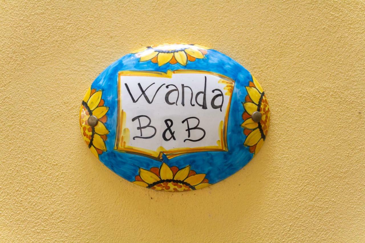 Wanda Bed&Breakfast Neapel Exteriör bild